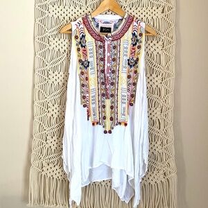 Biya Johnny Was Bohemian sleeveless button down top /blouse. Embroidered…